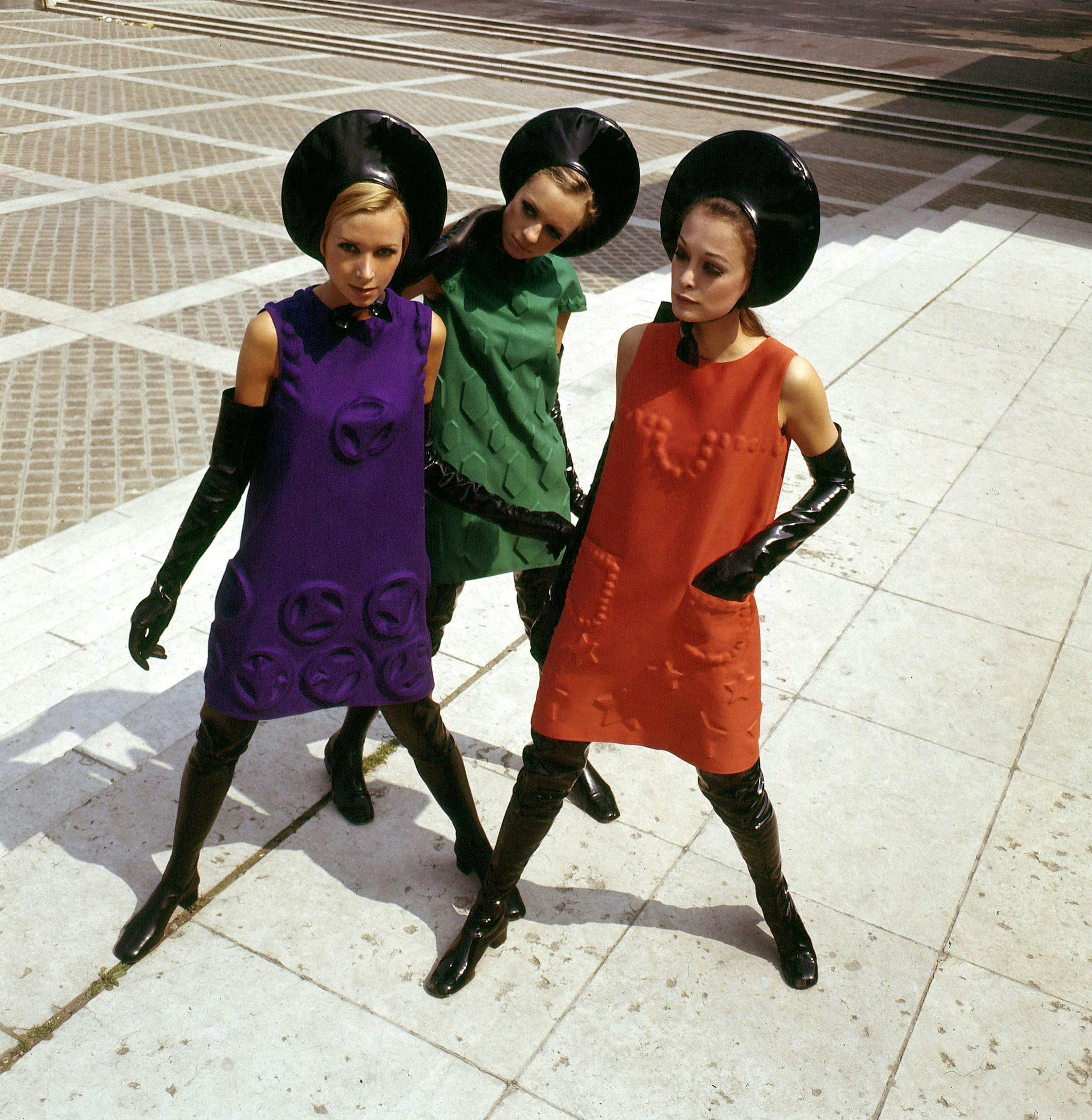 cardine kleider 1968© archives pierre cardin clothing apparel person human pants footwear