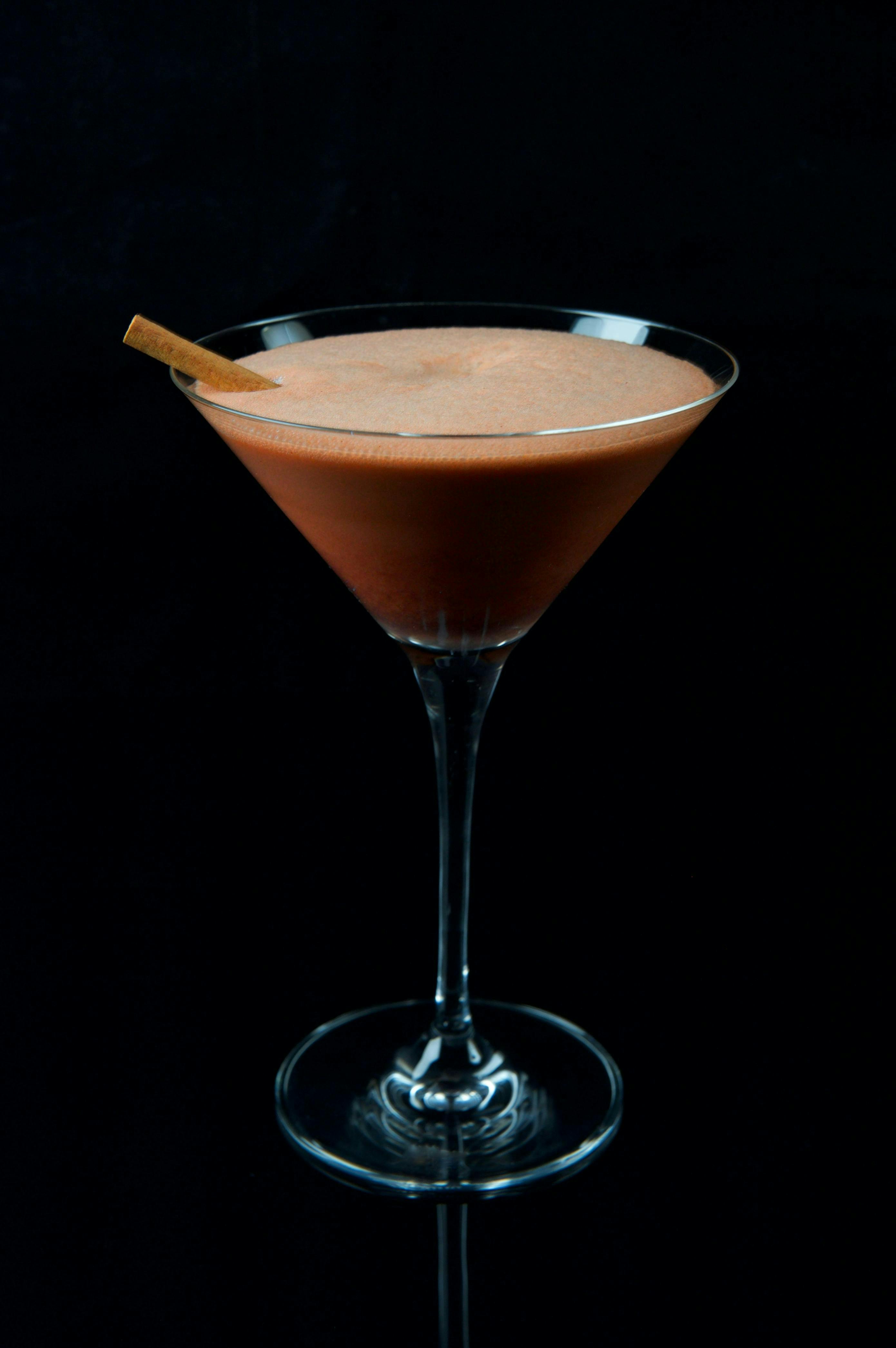 lamp cocktail alcohol beverage drink martini
