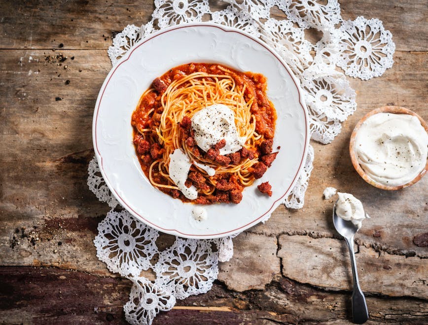 dish meal food pasta egg spaghetti