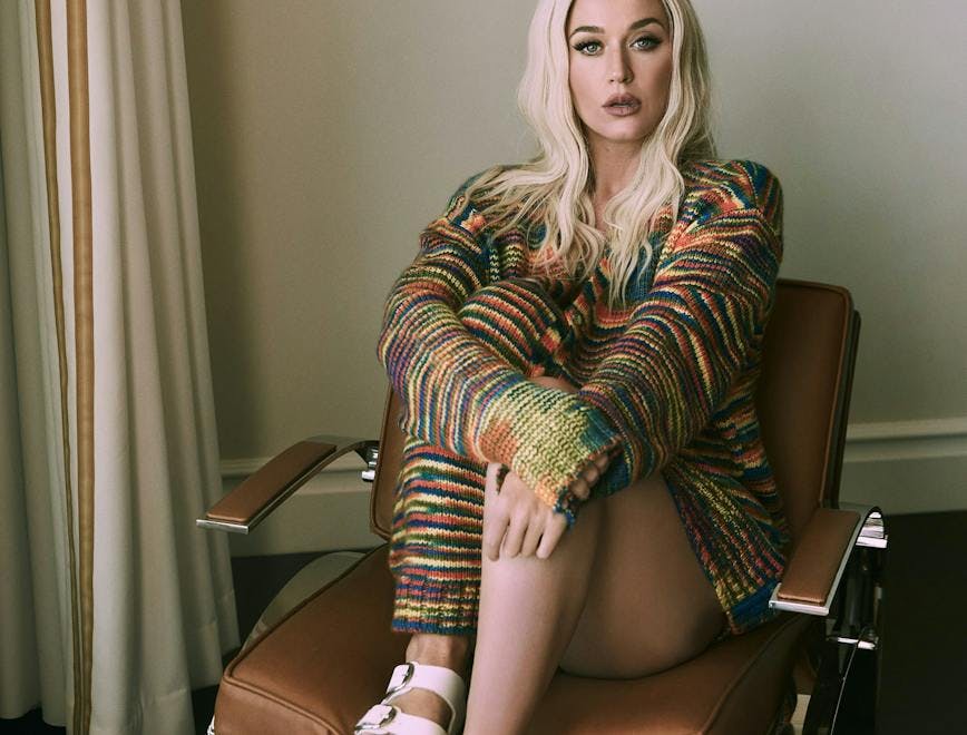 Katy Perry pour L'OFFICIEL USA Été 2021.