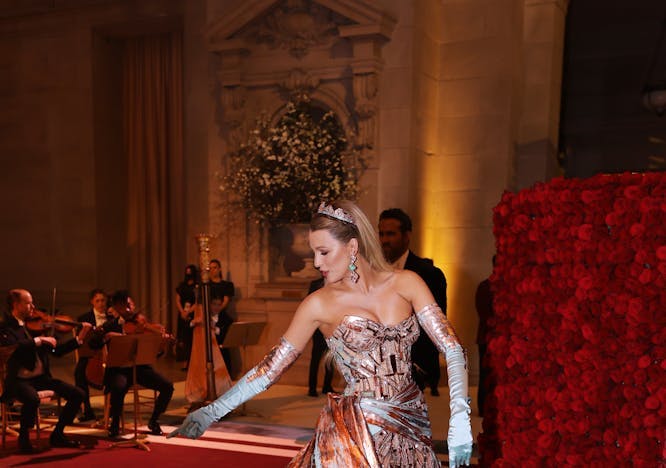 Blake Lively en Atelier Versace au Met Gala 2022.