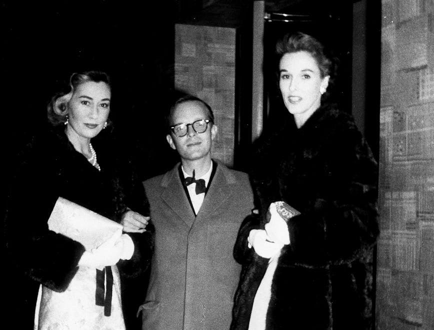 Truman Capote avec Jean Murray Vanderbilt et Babe Paley. © Ullstein Bild courtesy/Getty Images